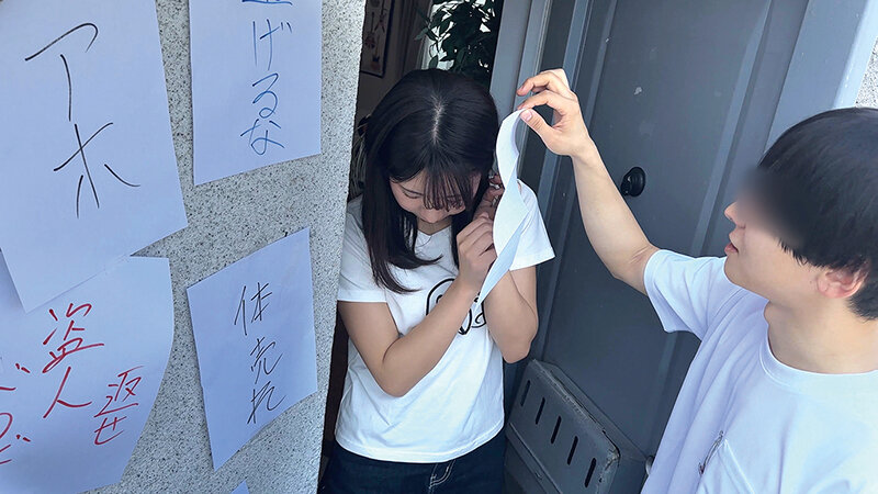 ＜素人＞ 借金取り 金ないから股開かせた田舎から上京してきた苦学生4名...