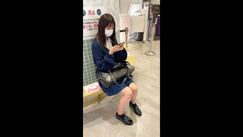 ＜素人＞ 神美形裏垢女子（18）×3人とのP活ハメ撮り日記！！！制服で...