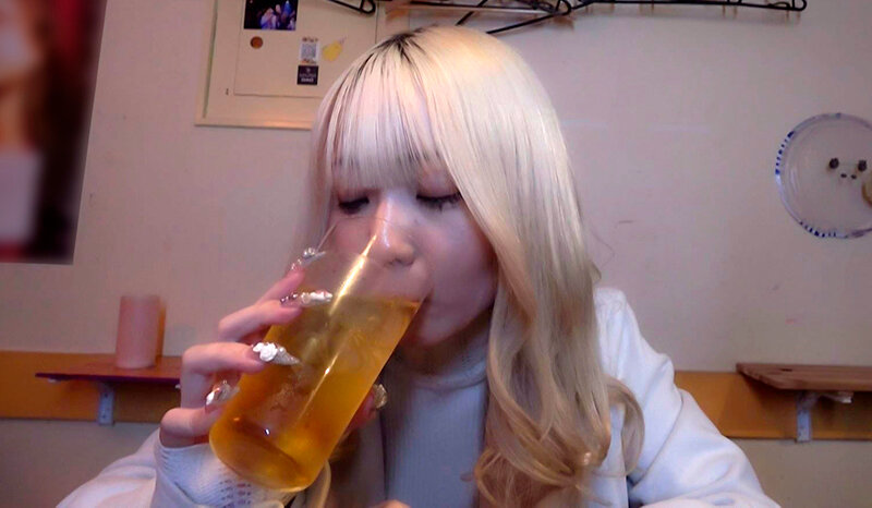 ＜素人＞ 素人セフレドキュメント クールなのにむっつりドM生好き娘 ミ...