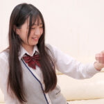 ＜素人＞ 素人ナンパ 代々木でみつけたウブな女子校生に18cmメガチ〇ポを素股してもらったら、こんなにヤラしい事になりました。 永野鈴 『FANZA』