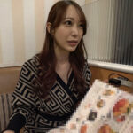 ＜素人＞ 同じマンションに住む顔馴染みの… 禁欲に耐える美人妻を不倫覚醒イキSEXドキュメンッ 『FANZA』