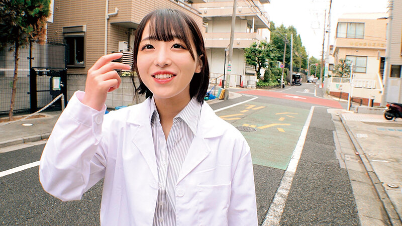 ＜素人＞ 学園のオアシスみたいな保健の先生がイッてもイッてもおさまらな...