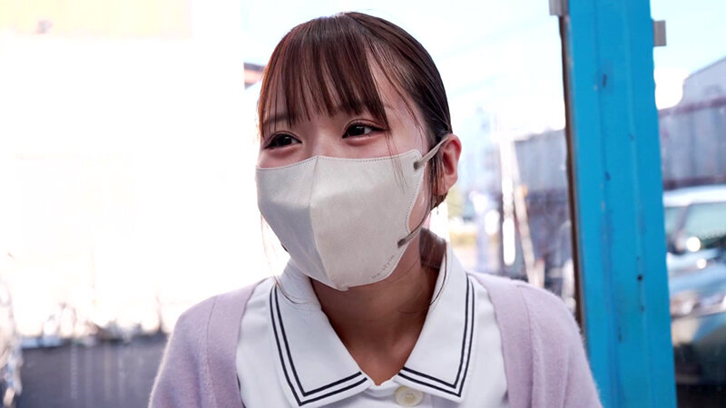 ＜素人＞ 現役看護師がお口のみで包茎皮むき治療に挑戦！皮に包まれた勃起...