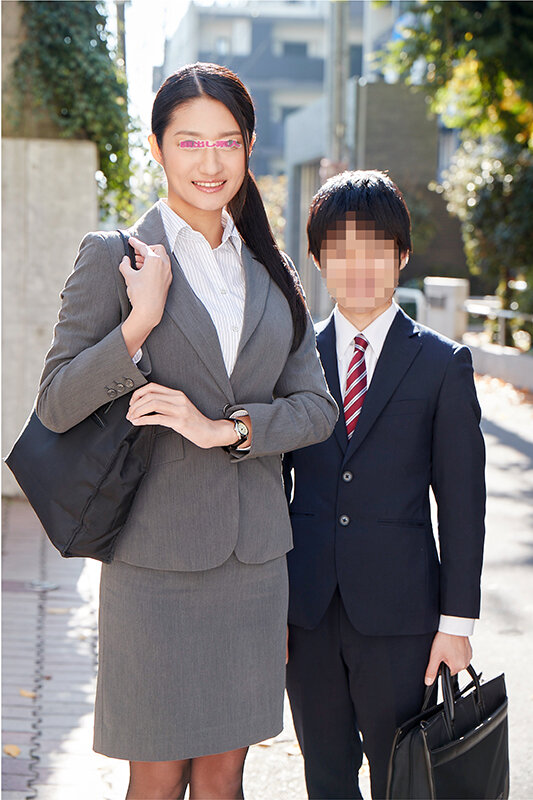 ＜素人＞ 高身長の働くインテリOL限定 身長170cm超えの美脚の女先...