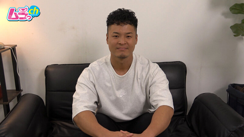 ＜素人＞ オトコノコのオナニー ベンチくん32歳 『FANZA』