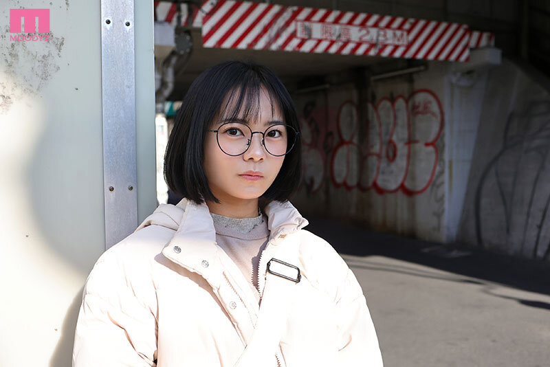 ＜素人＞ エロ好き素人女子大生正式デビュー初体験絶頂3本番 佐々倉ひよ...