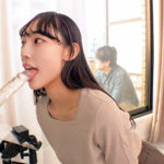 ＜素人＞ マジックミラーの向こうには愛する旦那様//育児に追われる欲求不満なママさんが夫の目の前でお口だけでじゅぼんじゅっぼんバキュームノーハンドフェラ！？恥ずかしそうにお口だけでデカチンおしゃぶり夢中になりすぎてムラムラ爆発＆赤面発情…パパの目の前で生ハメ生ハ… 『FANZA』