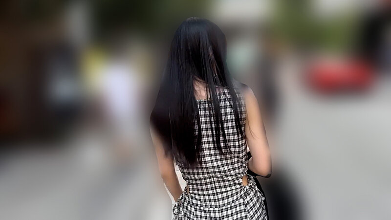 ＜素人＞ 街角で声をかけてくすぐりさせてもらう 交渉上手な黒髪ギャル ...
