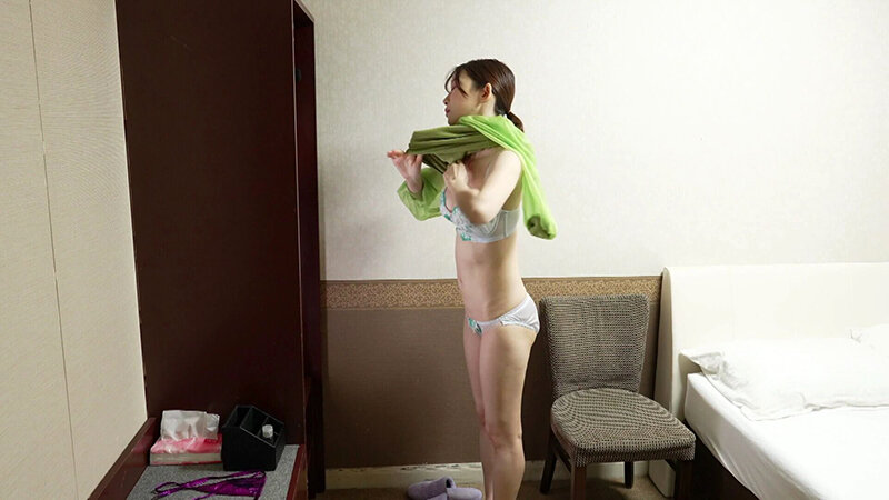 ＜素人＞ 試着モニターの人妻を媚薬クリームで身体びくびくアヘ顔晒してず...