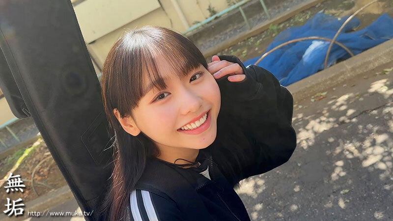 ＜素人＞ ただの女友達と一線を越えてしまった日。 ～同級生はバンドで夢...