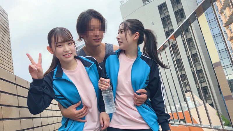 ＜素人＞ 部活女子と即ハメ青春SEX！汗だくになった練習着のまま中出し...