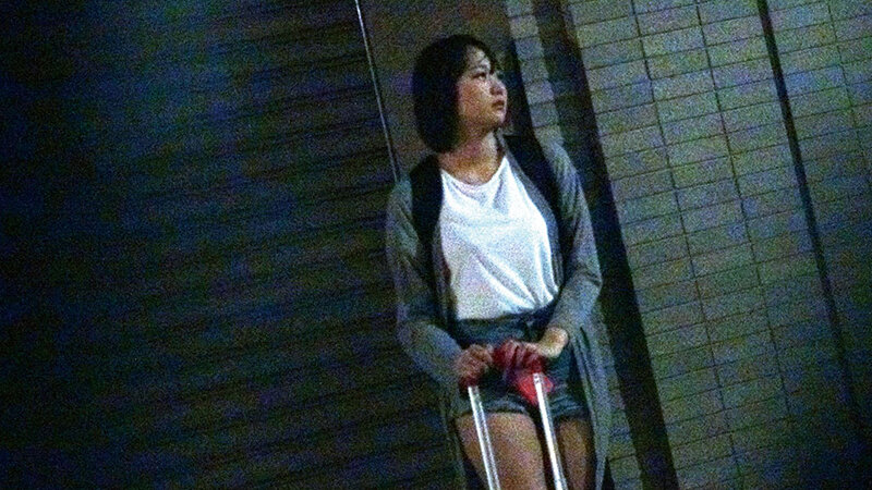 ＜素人＞ 素人女性を口説いてSEXしてAV作品を作れ 「終電逃した女性...