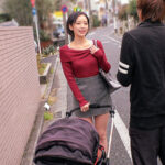 ＜素人＞ 子育てに励む可愛いママが初めての「ディープスロートフェラ」ww ノーハンドで喉ボコしちゃうほどデカチンを夢中で咥えたら産後処女おま○こからスケベ汁が溢れ出す！！「お口だけじゃなくて…アソコにも欲しくなっちゃった」涙目でチ○ポ求める産後初めての生ハメ中出… 『FANZA』