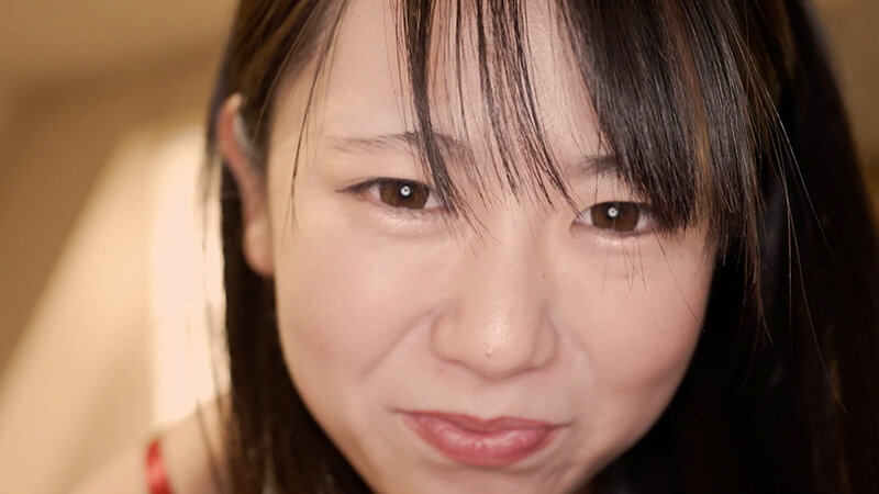 ＜素人＞ 舌先の動きが細かいテクニシャンな女子がM男に濃厚鼻フェラ 『...