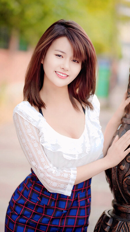 ＜素人＞ ～韓国の街角から～ こんな顔してドスケベです（ハート） 国宝...