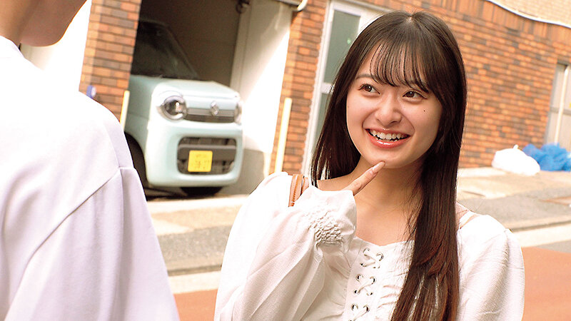 ＜素人＞ 素人女子大生が牛乳を口に含んで⇒おっぱいモミモミ⇒乳首こねく...