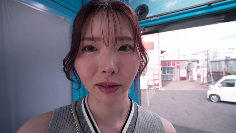 ＜素人＞ 街行く女子大生限定！マン圧クレーンゲームチャレンジ！マ〇コの...