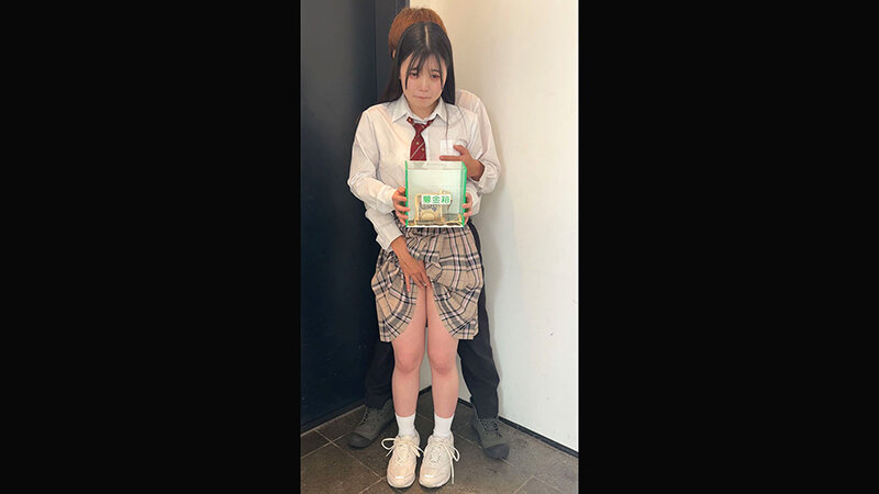 ＜素人＞ ボランティア委員会 優しい気持ちをはこぶ 白い羽 募金活動実...