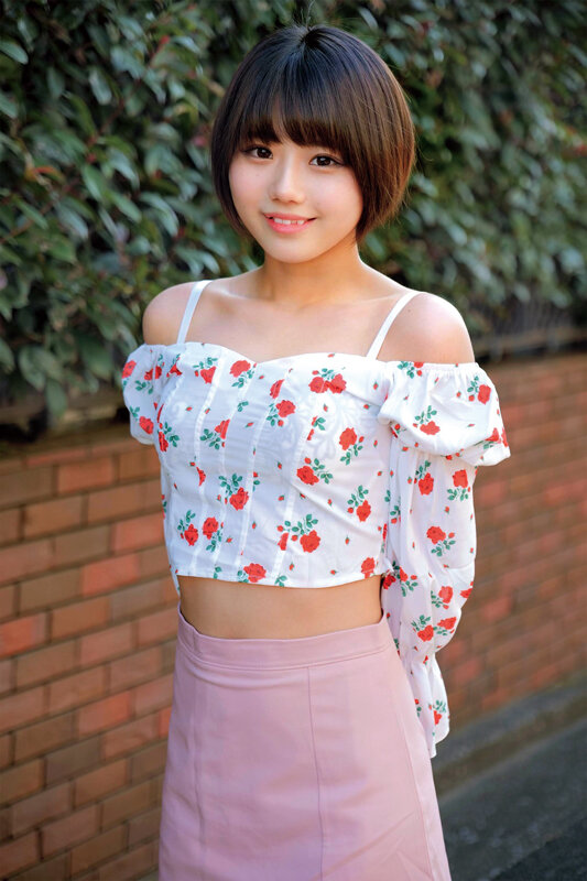 ＜素人＞ うぶな美少女生まれて初めての女性向け風俗体験りくちゃんすずち...