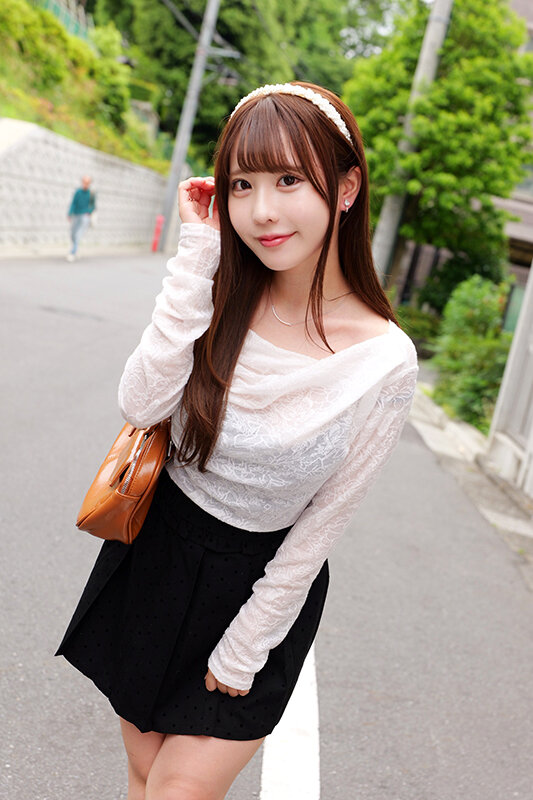 ＜素人＞ 元アイドル・芸能界隈の港区女子。男に媚びるあざと可愛い芸能女...