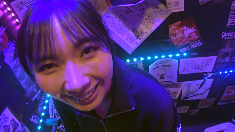 ＜チラリ＞ 地下アイドル過激チェキ会2 『FANZA』