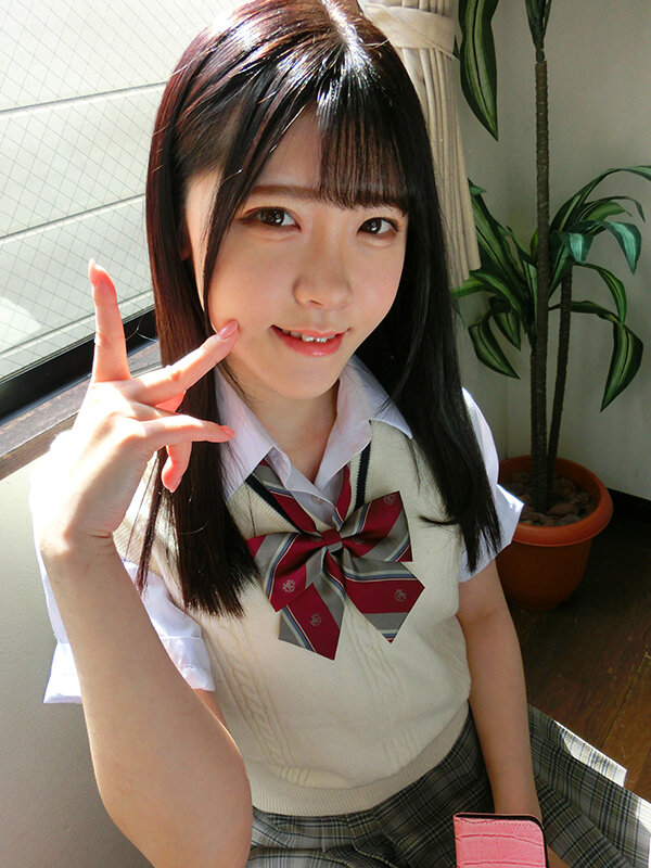 ＜チラリ＞ フェラ娘おしゃぶり中毒制服受精 待田みる 『FANZA』