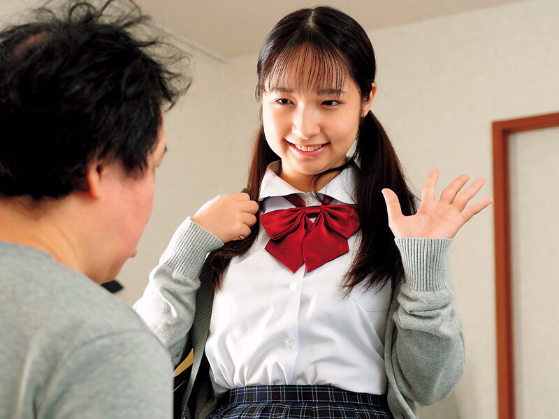 ＜チラリ＞ 姪っ子がオッパイ見せつけからかってくるので大人の巨根ピスト...