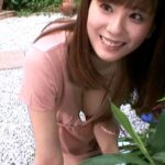 ＜チラリ＞ 胸チラ誘惑お姉さん 麻美ゆま 『FANZA』