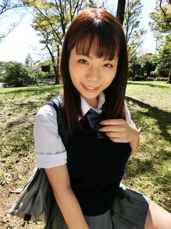 ＜チラリ＞ 巨乳少女妊娠便所 宮内かな 『FANZA』