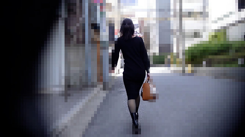 ＜チラリ＞ 痴●電車＃020 スタイル抜群のスレンダーで爽やか美人を集...