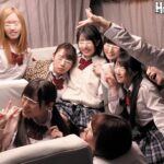 ＜チラリ＞ ドキドキワクワクが止まらない修学旅行に男子はボク1人！！しかも深夜バスで行くんです！何かが起こる予感が…。車内でもみんなボクに親切で… 『FANZA』