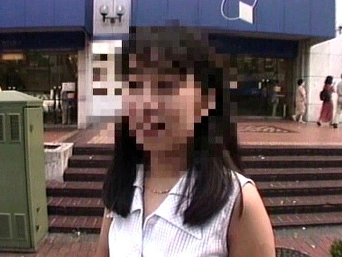 ＜チラリ＞ 限定完全復刻版 土下座ナンパ全集 X-09 『FANZA』