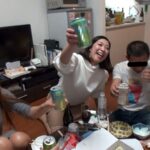 ＜チラリ＞ 『子供たちが林間学校に行った隙に…』あやかちゃんのママも大樹君のママも、ご近所のパパさんに寝取られちゃった悪ノリ飲み会ビデオ！！ 凛 絵美 素人使用済下着愛好会 『FANZA』