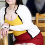 ＜チラリ＞ 友達の母親にHな性教育してもらいました/美久おばさんのオトナのカラダ 石田美久 『FANZA』