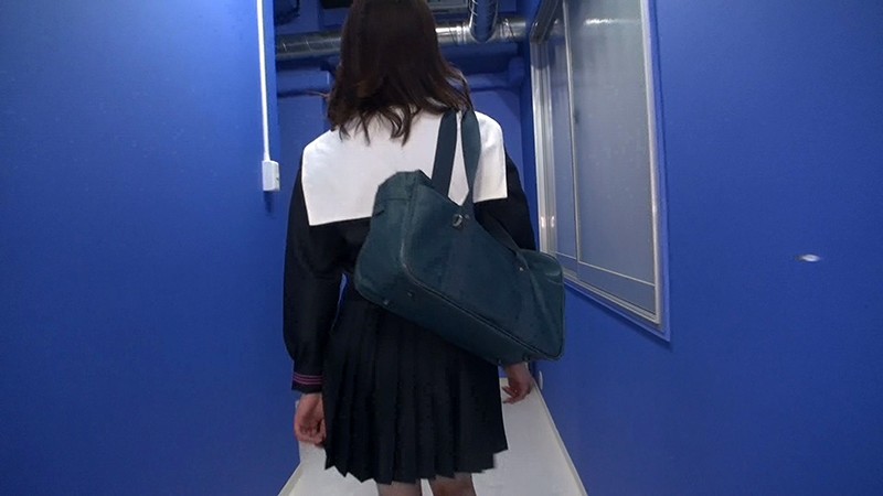 ＜チラリ＞ 階段女子校生 やっぱり！SPECIAL女子校生のパンチラっ...