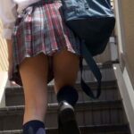 ＜チラリ＞ 階段女子校生 1、2、3 総集編 完全再編集版 『FANZA』