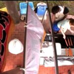 ＜チラリ＞ ハメながら接客にチャレンジすると絶頂を迎えても声を押し殺す事ができるのか？ 『FANZA』