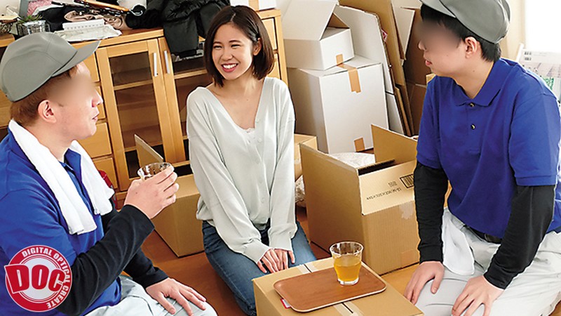 ＜チラリ＞ 無意識に胸チラ誘惑してくる上京したての世間知らずなJDを絶...