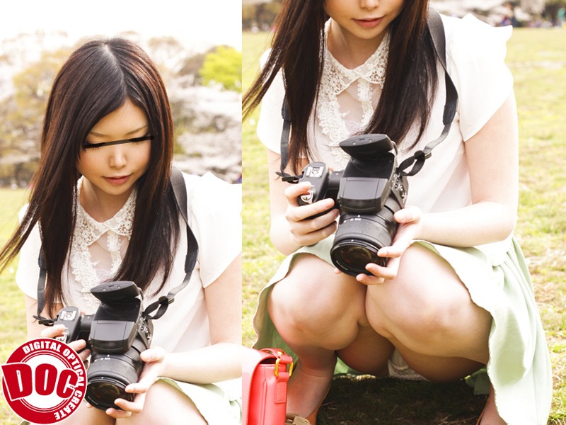 ＜チラリ＞ 僕たちはその隙間を見逃さない！魅惑の三角地帯を放置している...