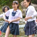 ＜チラリ＞ 田舎の純真な女子校生が服を脱ぐのも忘れてズブ濡れになっているおふざけ姿が予想以上に色々エロく見えてきたので… 4 『FANZA』