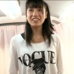 ＜チラリ＞ 素人お嬢さん ラップ1枚隔ててお父さんと素股体験してみませんか？ 『FANZA』