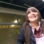 ＜チラリ＞ 素人JK 脱ぎたて生パンツ 『FANZA』