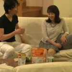 ＜チラリ＞ ご奉仕好きの本性がチラリ。きっと中出しも許してくれるよね？ 『FANZA』