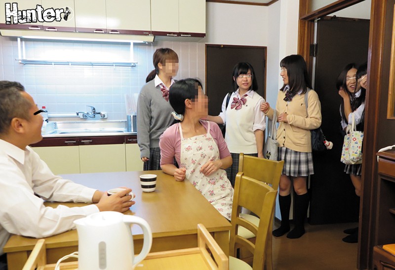 ＜チラリ＞ 『女子校生たちに我が家が乗っ取られた！！』転勤族の私のせい...