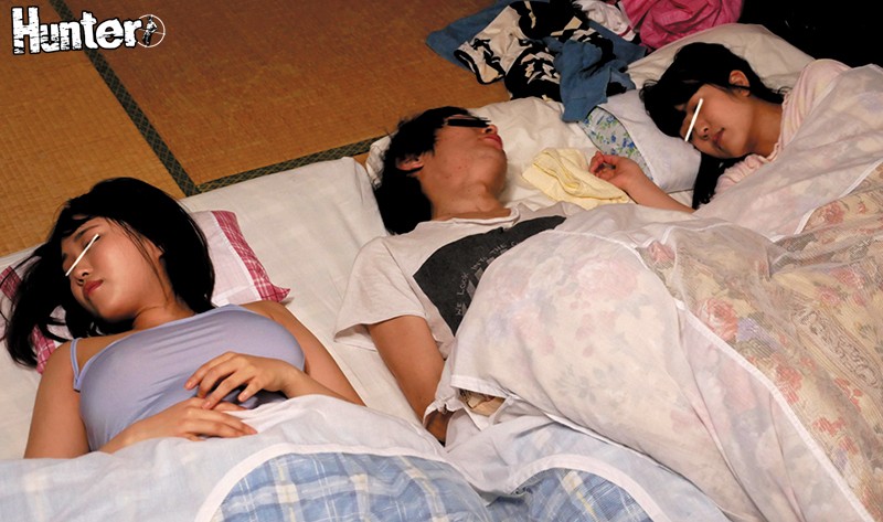 ＜チラリ＞ 数年ぶりに見た妹2人の体はちょっとだけ大人！？妹2人と川の...