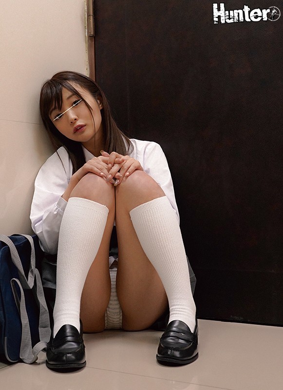 ＜チラリ＞ 同じマンションでよく見かける鍵っ子女子は、寂しがり屋で、声...