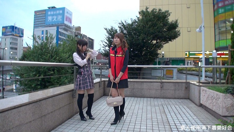 ＜チラリ＞ 地域でいちばん可愛いパチンコ店員さんの悪ノリで撮影した下着...