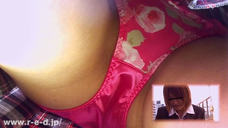 ＜チラリ＞ 街角GET！ 女子校生の皆さん！ 地図の場所おしえてくださ...