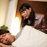 ＜チラリ＞ 発情した私は夫の部下にノーブラ胸チラ誘惑 吉根ゆりあ 『FANZA』