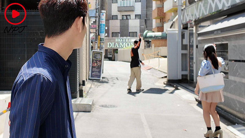 ＜チラリ＞ 待機中で暇してる金目当ての絶対イカない＆裏オプしない女子大...